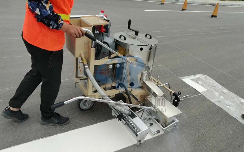 Thermoplastic Road Line Marking Machine-5